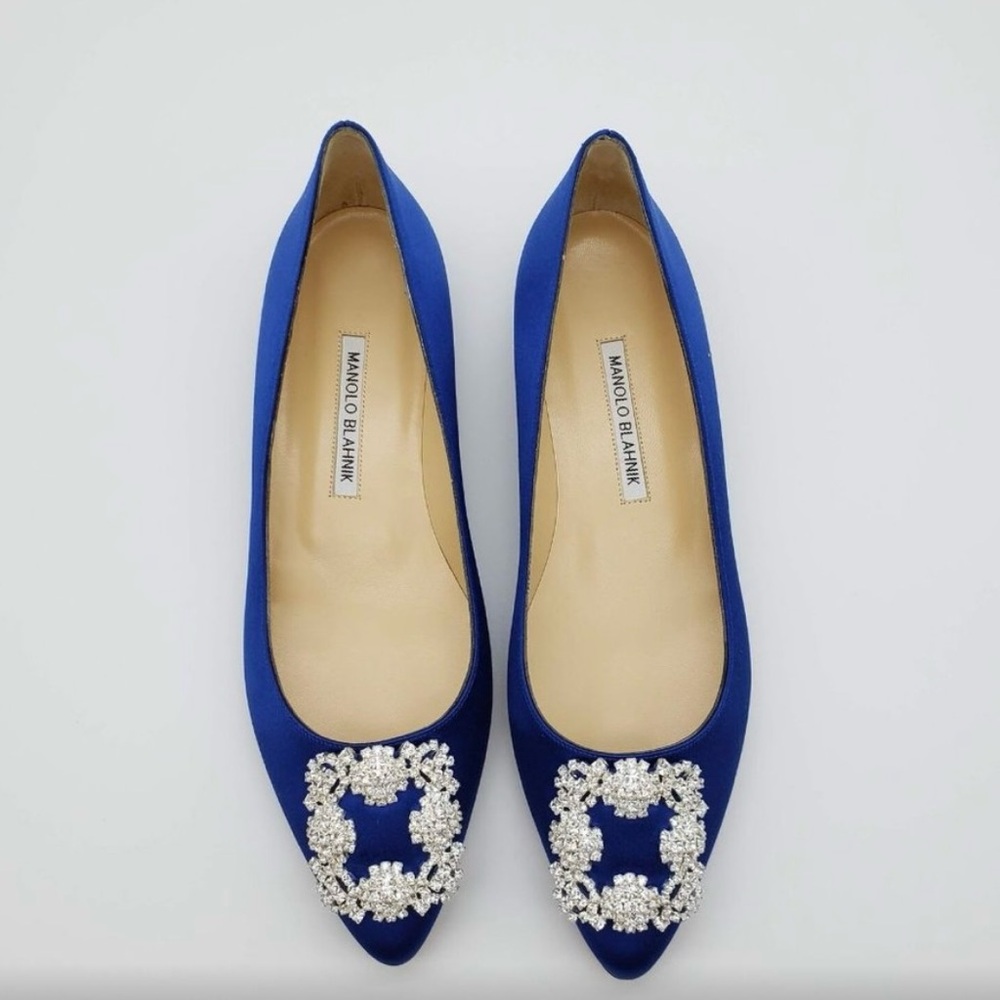 New Manolo Blahnik Hangisi Crystal Buckle Satin Flats (Size 39)